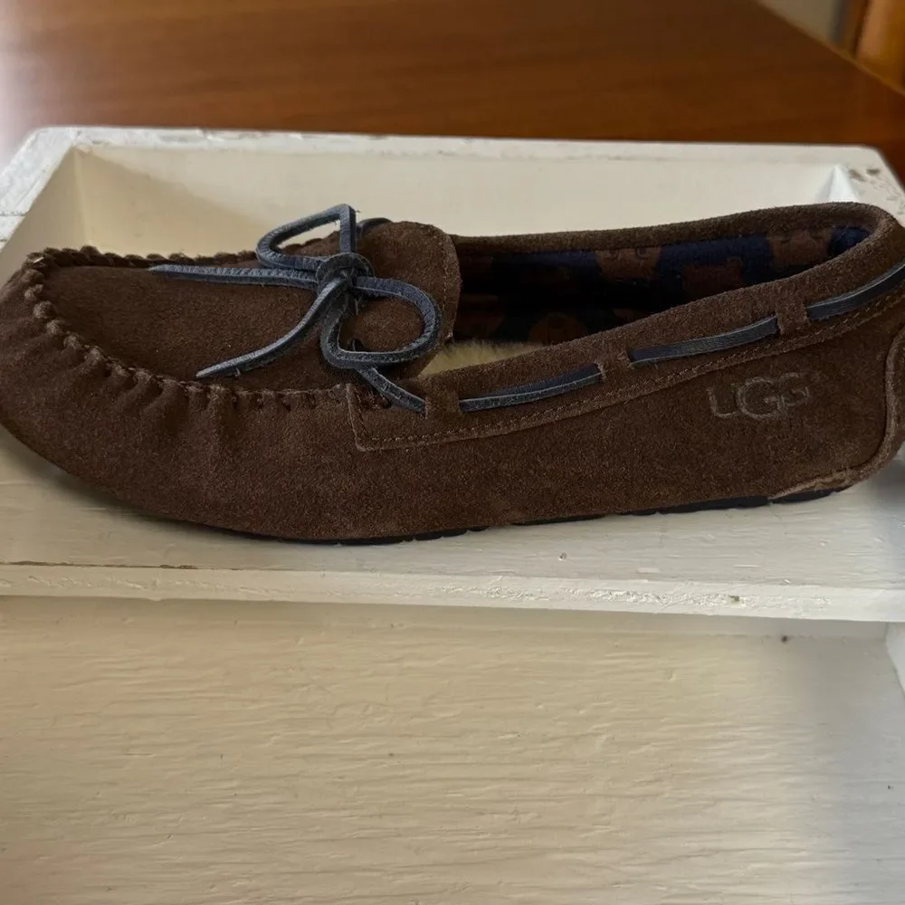 UGG Kids Chocolate Slipon Moccasin Suede Loafers with Bow Brown Size 3